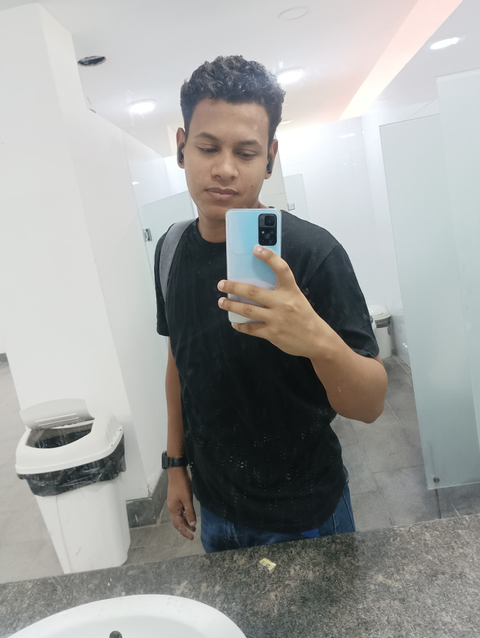 Foto de LUIS FELIPE VARGAS