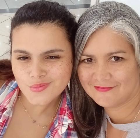 Foto de Maury Domínguez y Ángela Videa