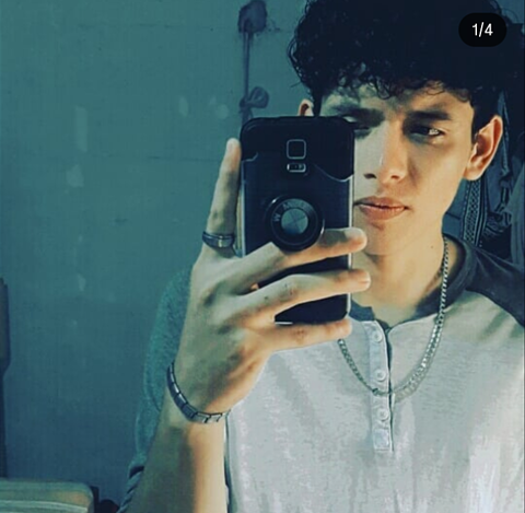 Foto de 𝐄𝐝𝐮𝐚𝐫𝐝𝐨 𝐄𝐧𝐫𝐢𝐪𝐮𝐞 𝐄𝐬𝐩𝐢𝐧𝐨𝐳𝐚 𝐛𝐞𝐫𝐫𝐮𝐞𝐭𝐚