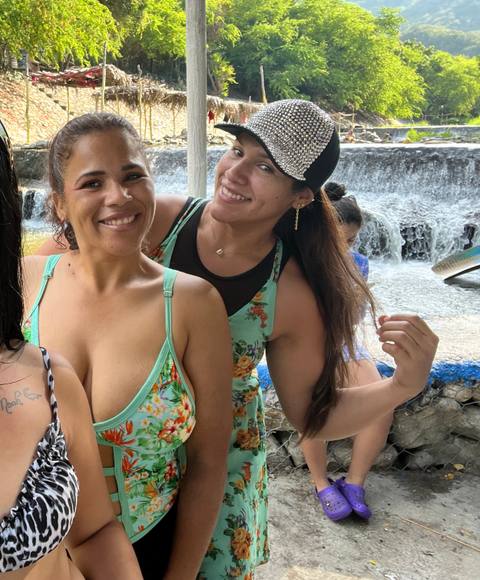 Foto de Dayany y Dayerlin Sanchez