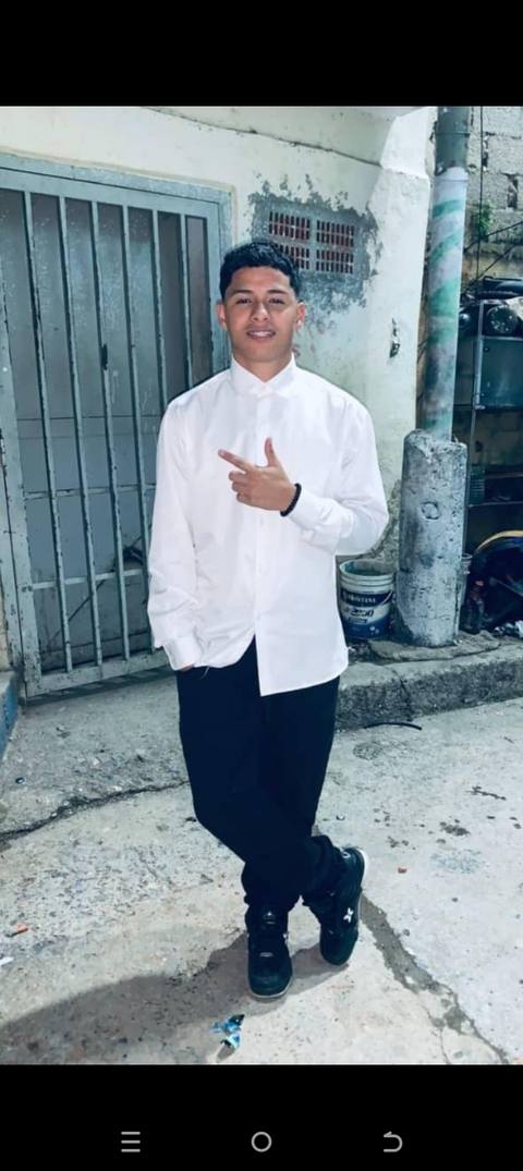 Foto de Edson Sin Apellido